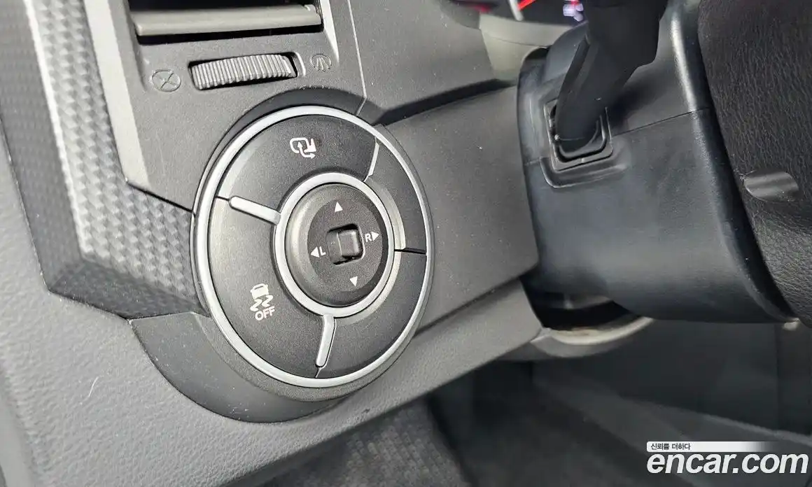 SsangYong Korando 2015 2.0 автомат (гидро), фото 16