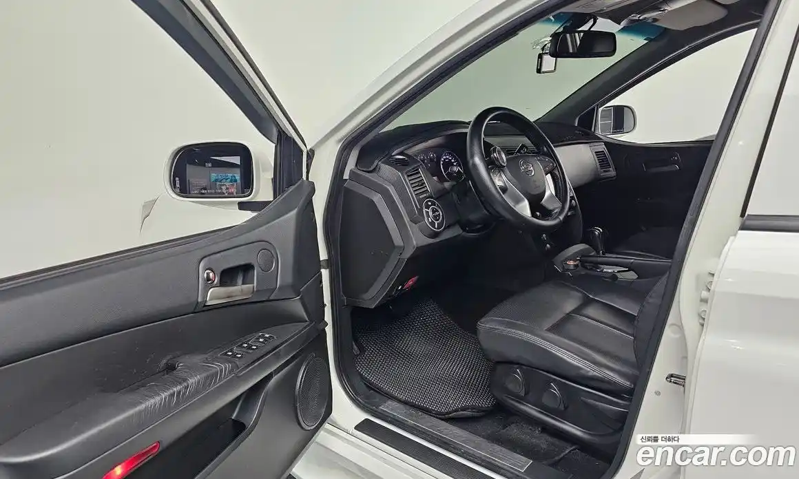 SsangYong Korando 2015 2.0 автомат (гидро), фото 10
