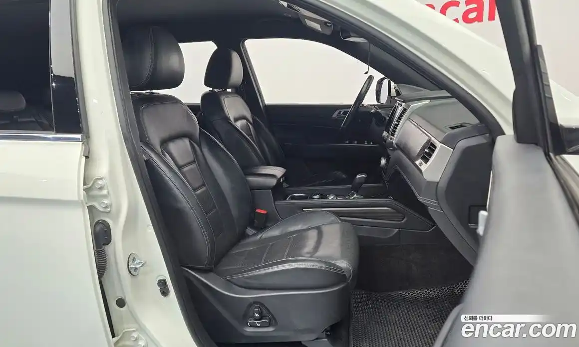 SsangYong Rexton 2017 2.2 автомат (гидро), фото 11