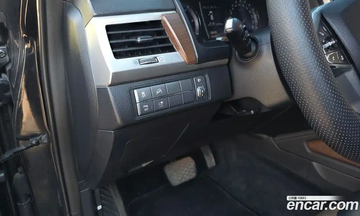 SsangYong Rexton 2017 2.2 автомат (гидро), фото 13
