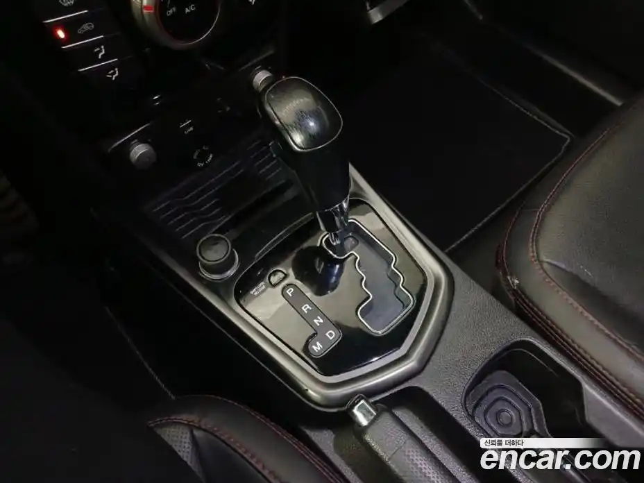 SsangYong TIBOLI 2016 1.6 автомат (гидро), фото 15
