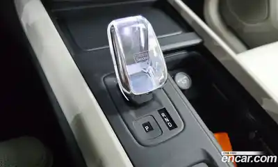 Volvo XC60 2026 2.0 автомат (гидро), миниатюра 12