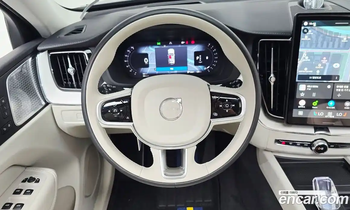Volvo XC60 2026 2.0 автомат (гидро), фото 19