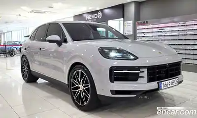 Porsche Cayenne 2025 3.0 автомат (гидро), миниатюра 4