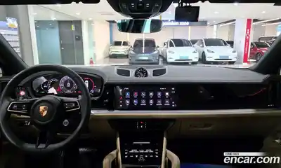 Porsche Cayenne 2025 3.0 автомат (гидро), миниатюра 9