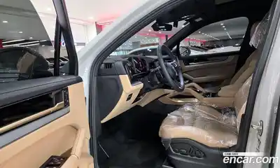 Porsche Cayenne 2025 3.0 автомат (гидро), миниатюра 10