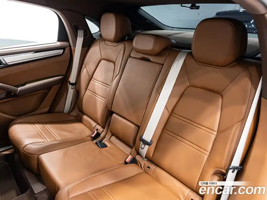 Porsche Cayenne 2023 3.0 автомат (гидро), фото 16