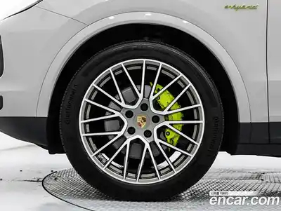 Porsche Cayenne 2023 3.0 автомат (гидро), миниатюра 5