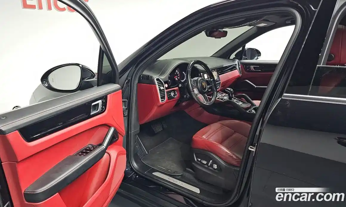 Porsche Cayenne 2021 3.0 автомат (гидро), фото 12