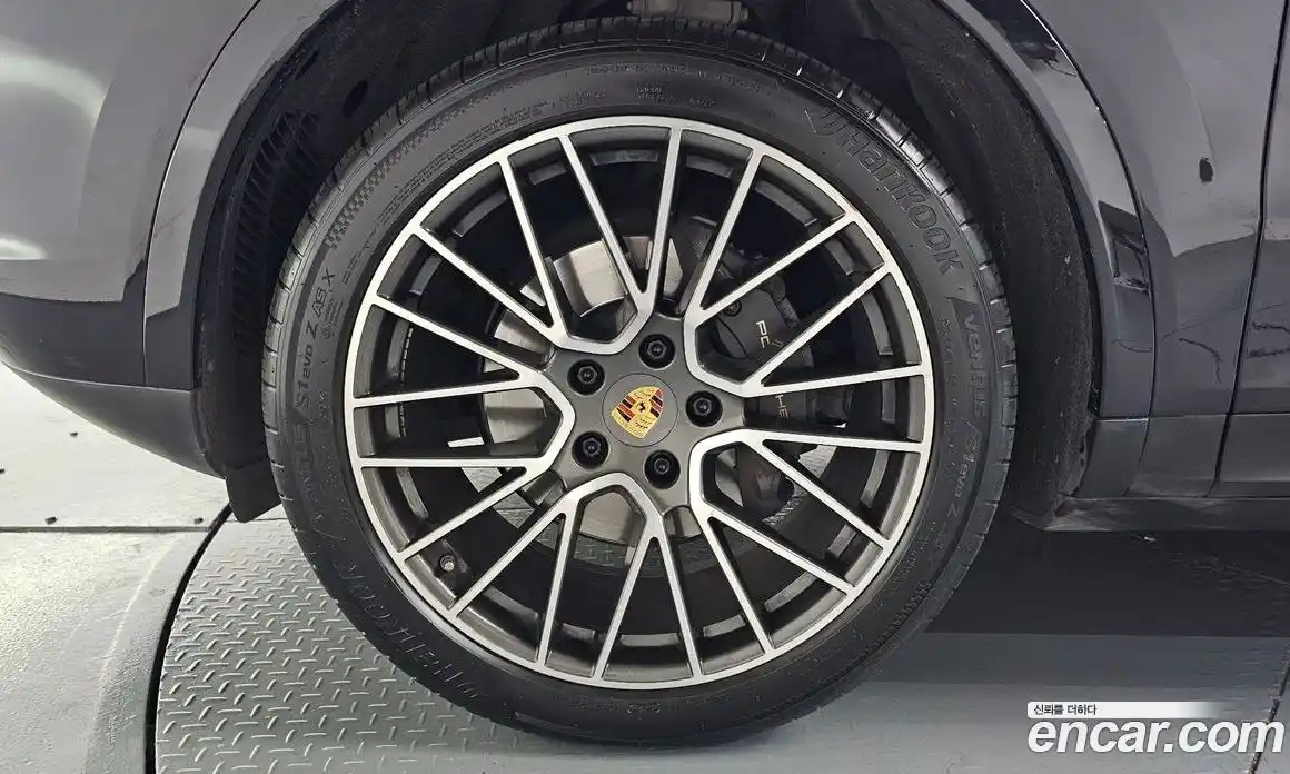 Porsche Cayenne 2021 3.0 автомат (гидро), фото 4