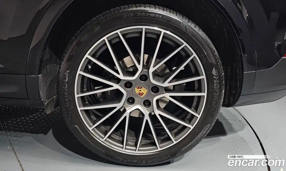 Porsche Cayenne 2021 3.0 автомат (гидро), фото 6