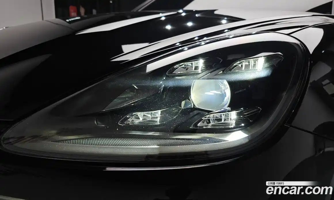 Porsche Cayenne 2021 3.0 автомат (гидро), фото 7