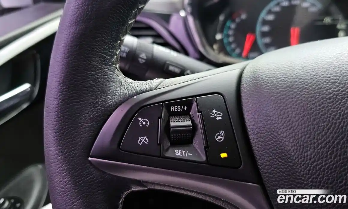 Chevrolet Spark 2015 1.0 автомат (гидро), фото 17