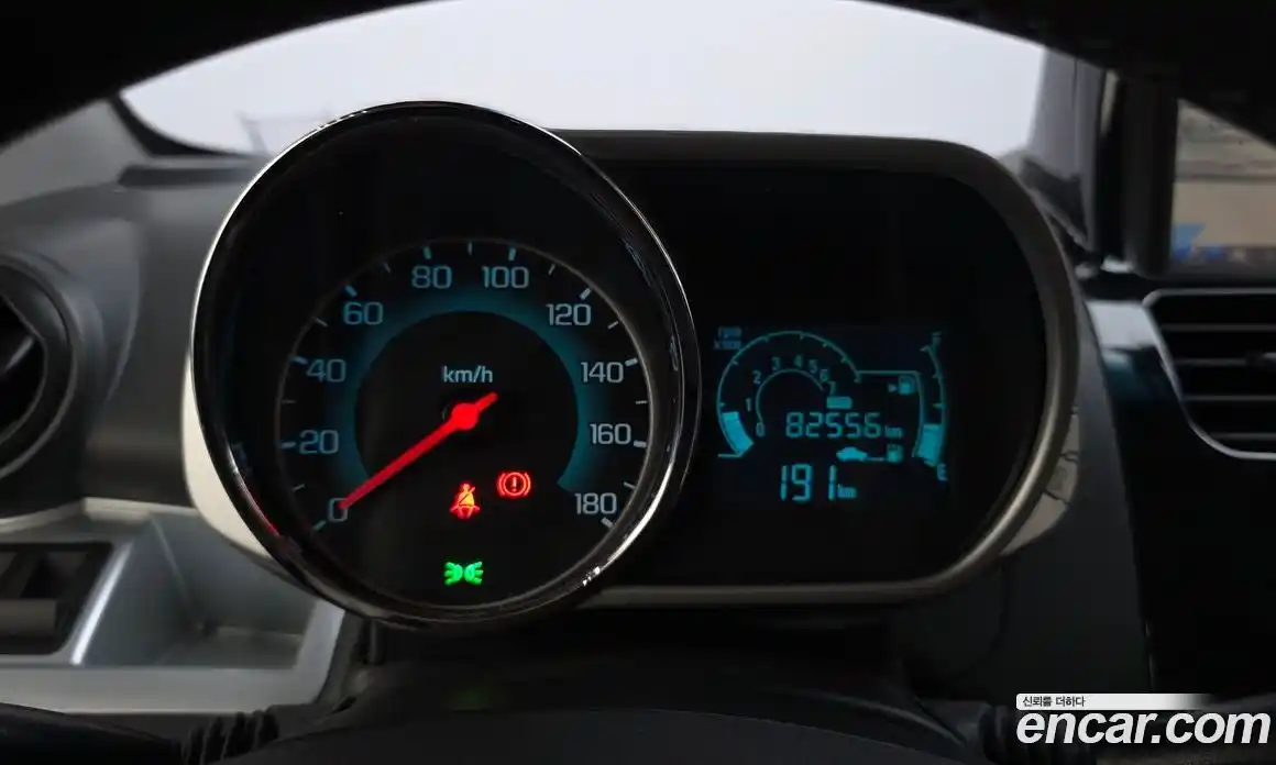 Chevrolet Spark 2014 1.0 автомат (гидро), фото 11