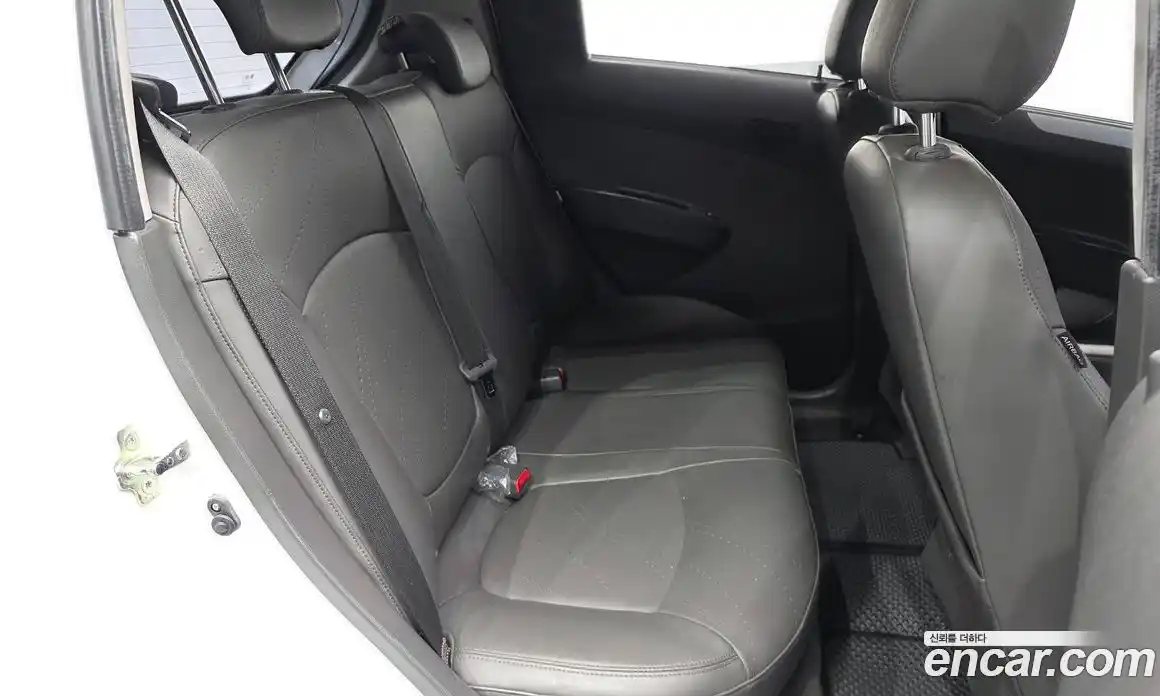 Chevrolet Spark 2014 1.0 автомат (гидро), фото 18