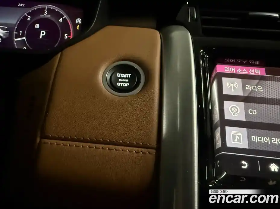 Land Rover Discovery 2019 3.0 автомат (гидро), фото 16