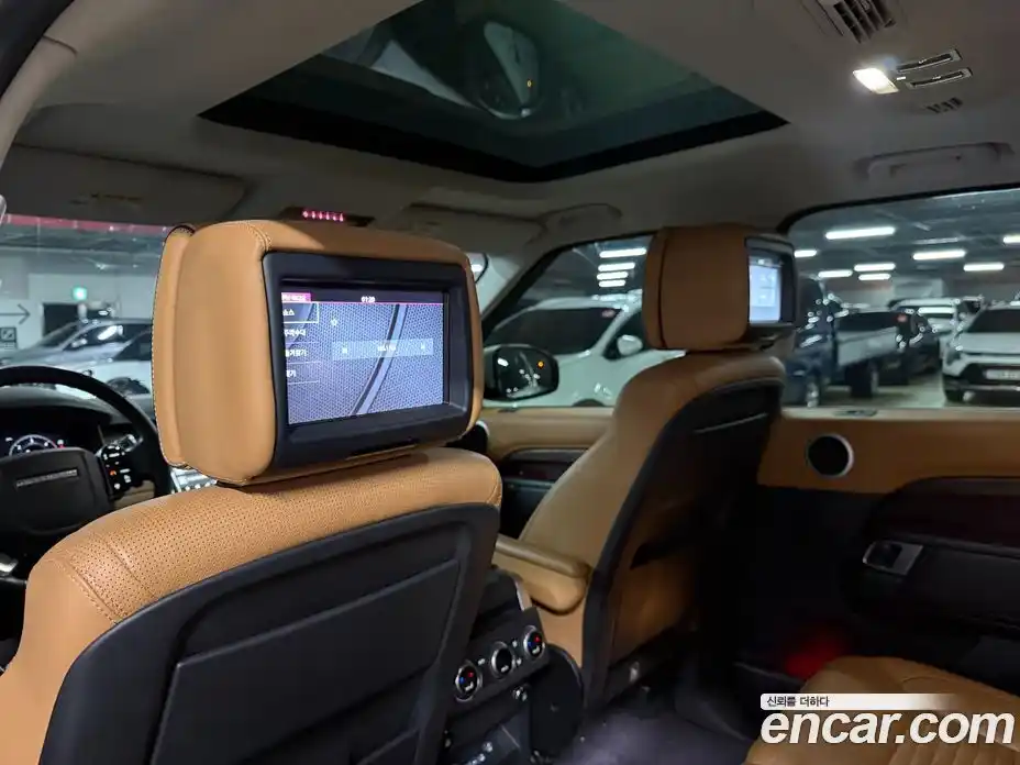 Land Rover Discovery 2019 3.0 автомат (гидро), фото 17