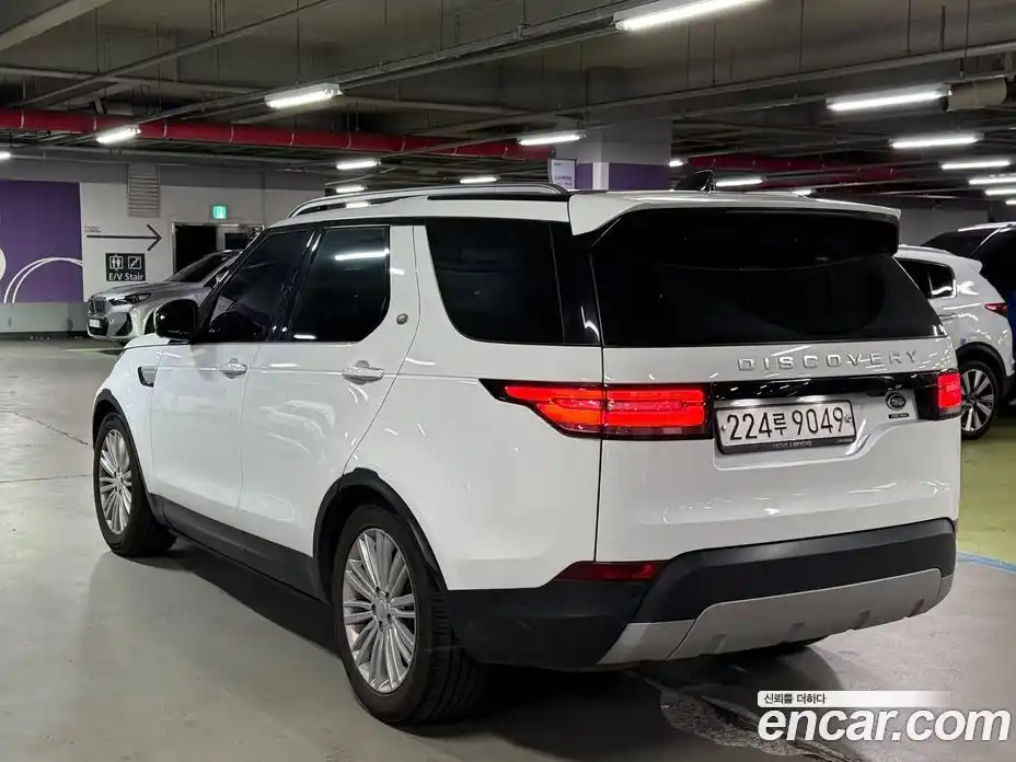 Land Rover Discovery 2019 3.0 автомат (гидро), фото 4