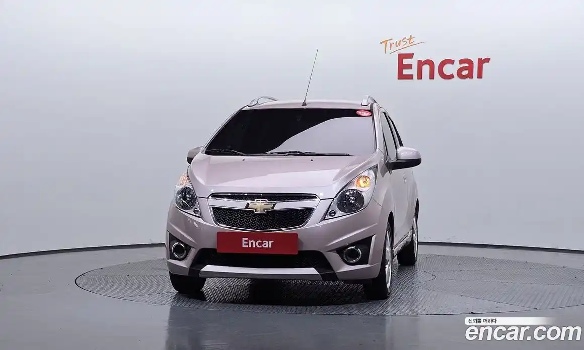 Chevrolet Spark 2011 1.0 автомат (гидро), фото 3