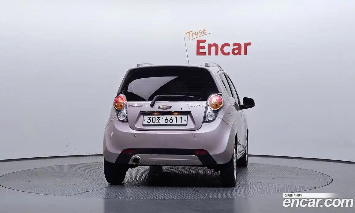 Chevrolet Spark 2011 1.0 автомат (гидро), фото 4