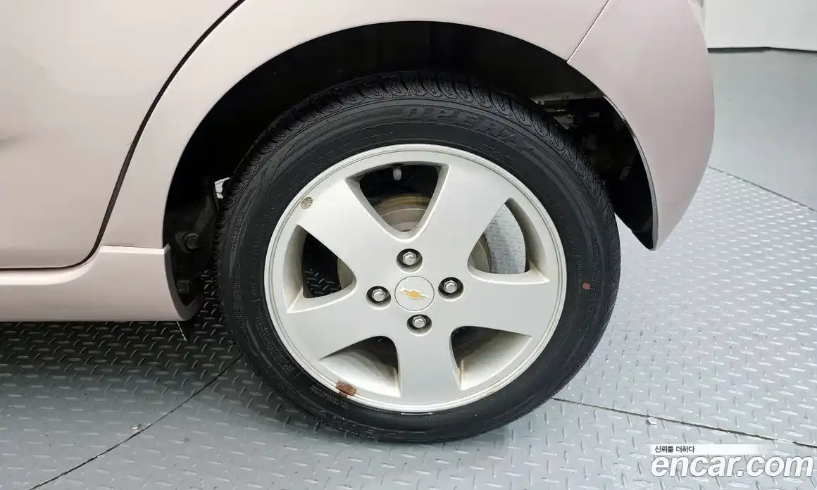 Chevrolet Spark 2011 1.0 автомат (гидро), фото 7