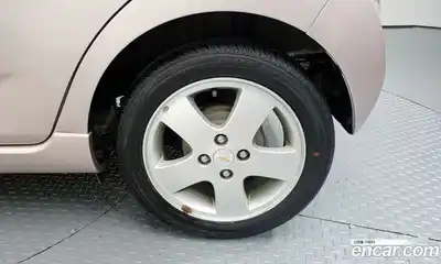 Chevrolet Spark 2011 1.0 автомат (гидро), миниатюра 7