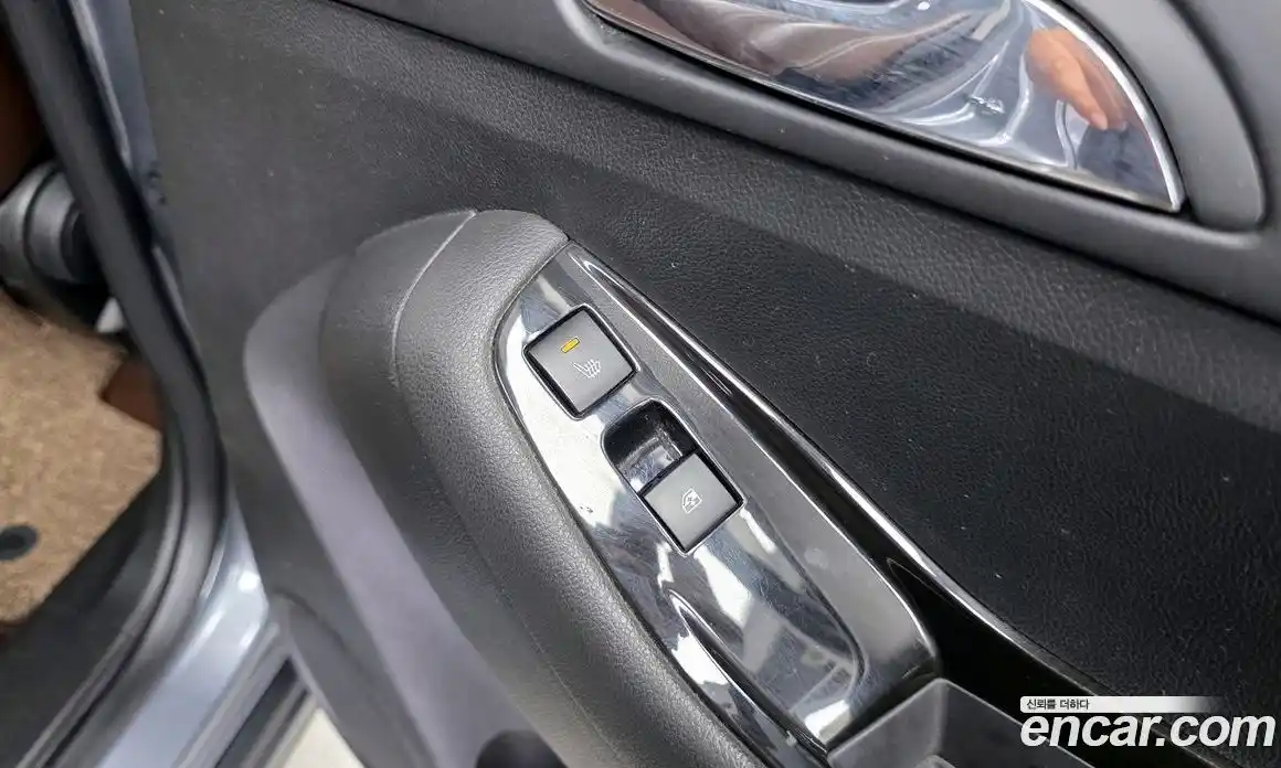 Chevrolet Orlando 2015 2.0 автомат (гидро), фото 24