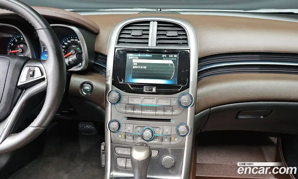 Chevrolet Malibu 2015 2.4 автомат (гидро), фото 13
