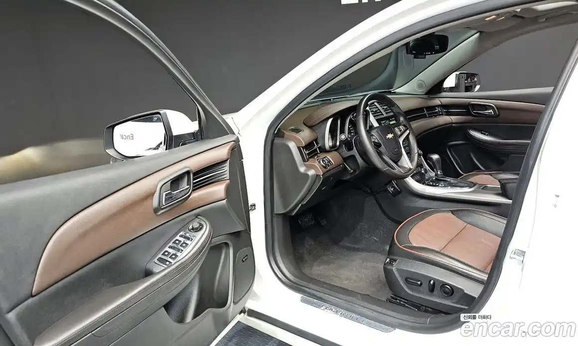Chevrolet Malibu 2015 2.4 автомат (гидро), фото 10