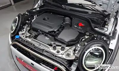 Mini Cooper Convertible 2025 2.0 автомат (гидро), миниатюра 6