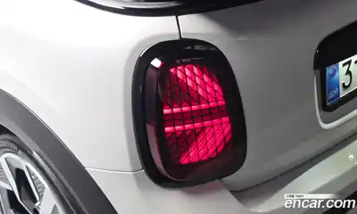 Mini Cooper Convertible 2025 2.0 автомат (гидро), миниатюра 9
