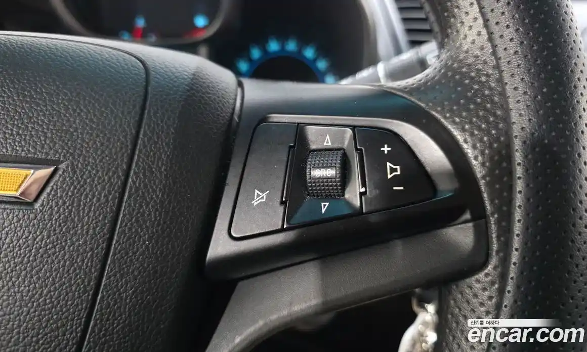 Chevrolet Orlando 2011 2.0 автомат (гидро), фото 13
