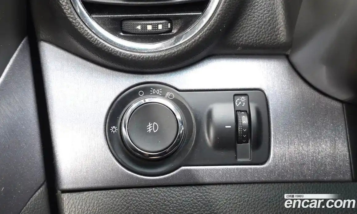 Chevrolet Orlando 2011 2.0 автомат (гидро), фото 15
