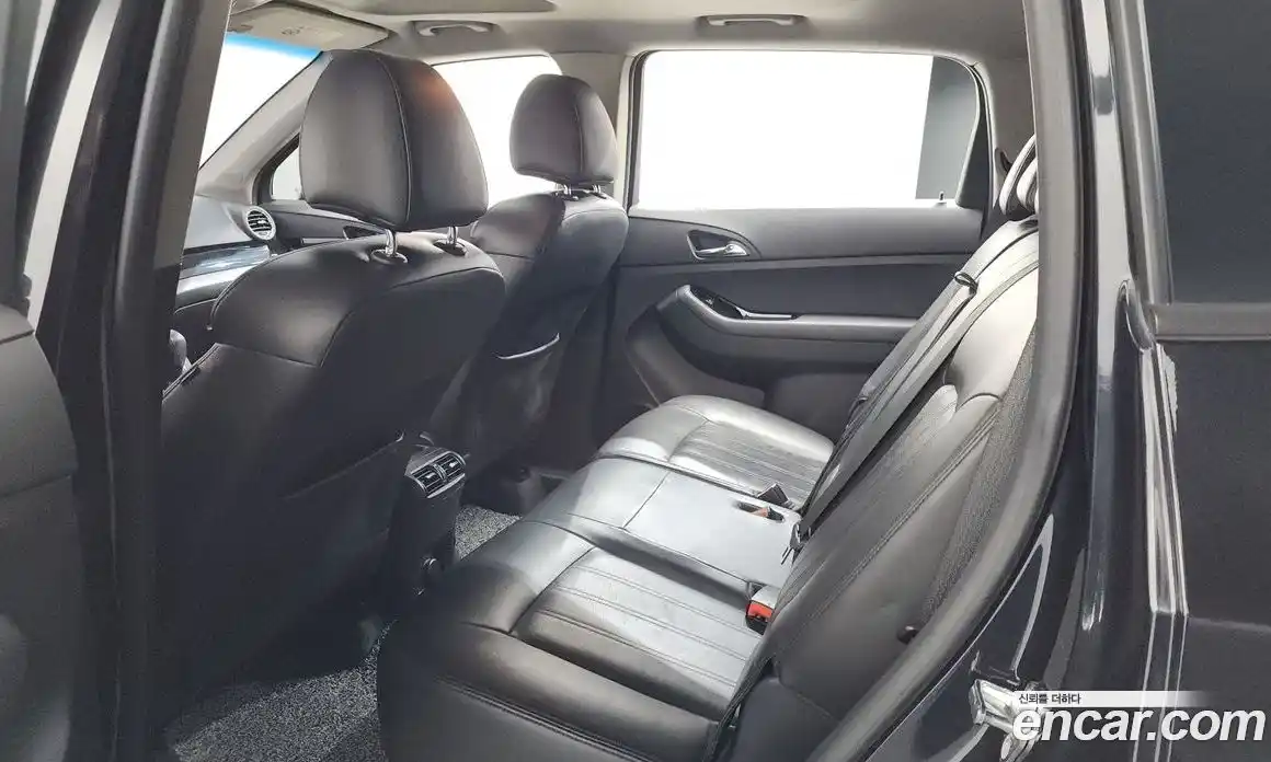 Chevrolet Orlando 2011 2.0 автомат (гидро), фото 18