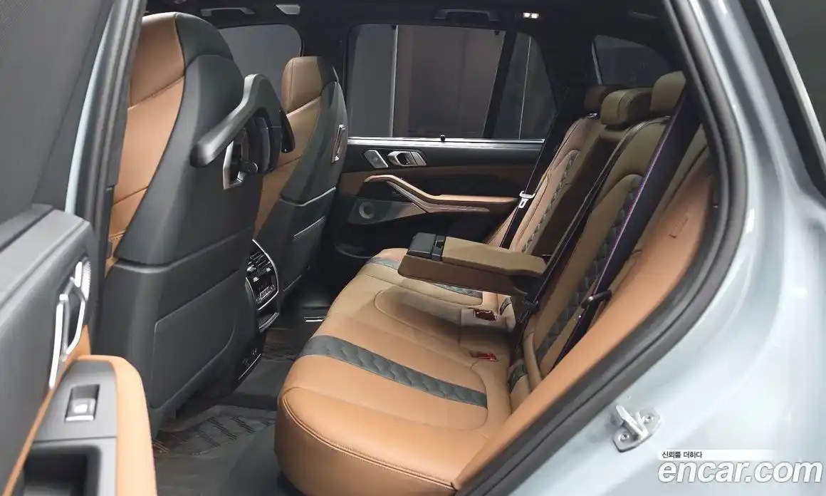 BMW X5M 2026 4.4 автомат (гидро), фото 16