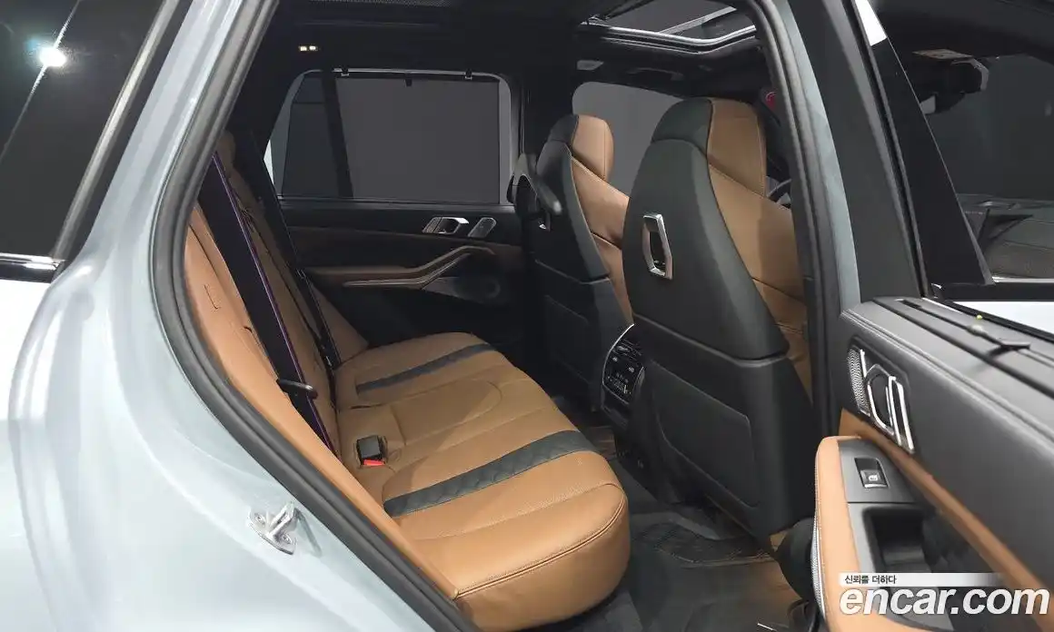 BMW X5M 2026 4.4 автомат (гидро), фото 17
