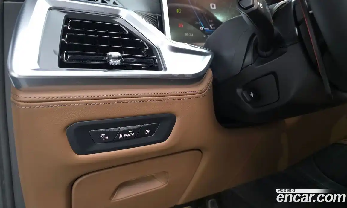 BMW X5M 2026 4.4 автомат (гидро), фото 19