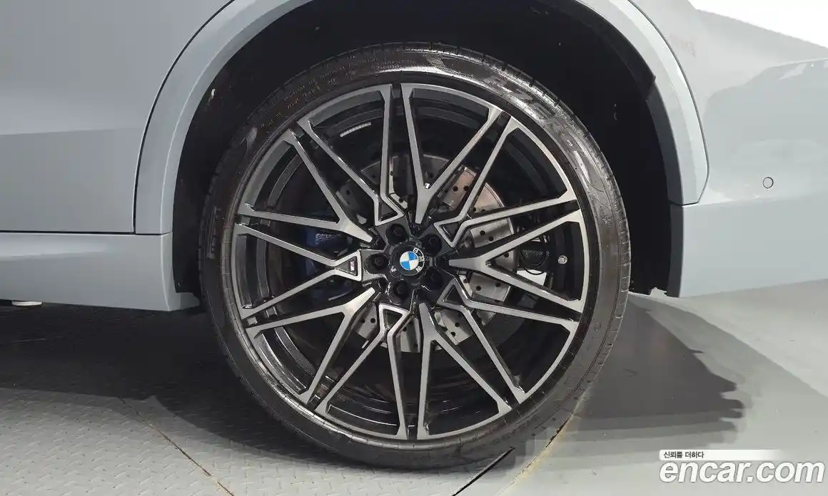 BMW X5M 2026 4.4 автомат (гидро), фото 7