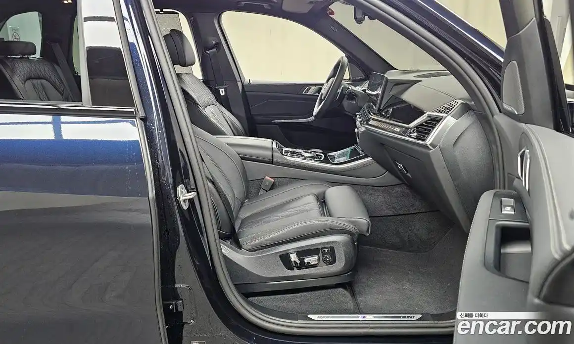 BMW X5 2025 3.0 автомат (гидро), фото 16