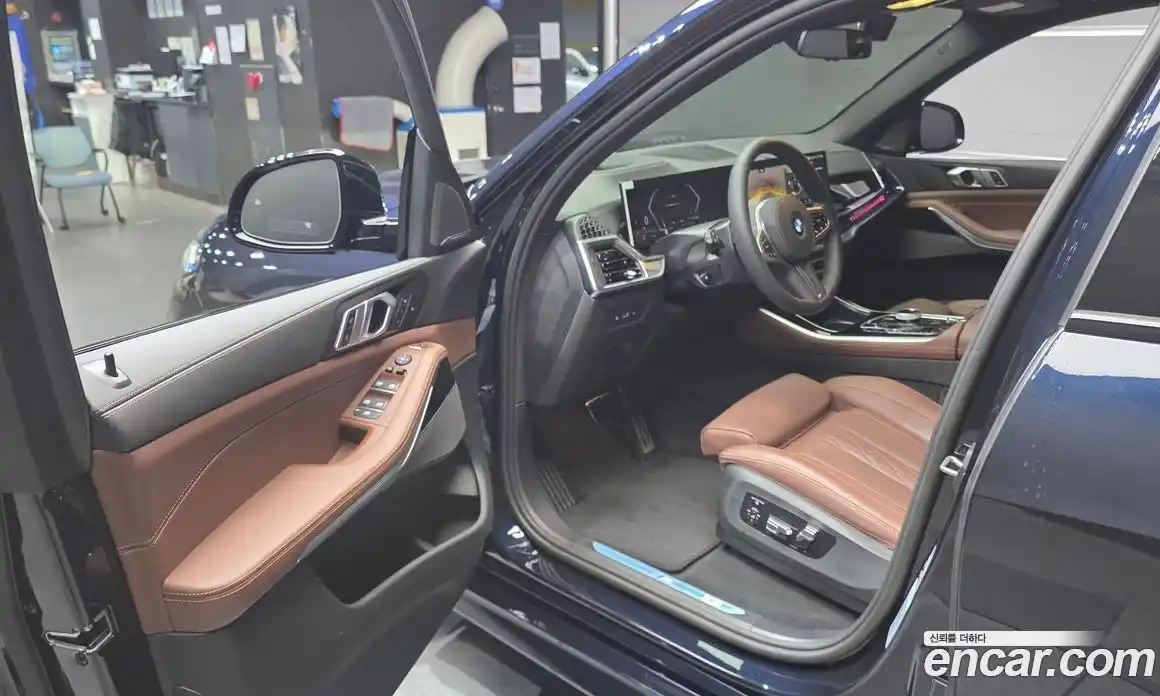 BMW X5 2025 3.0 автомат (гидро), фото 13
