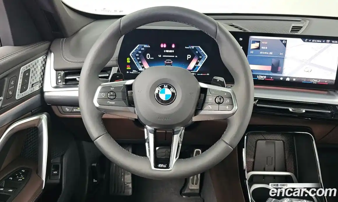 BMW X1 2025 2.0 автомат (гидро), фото 19