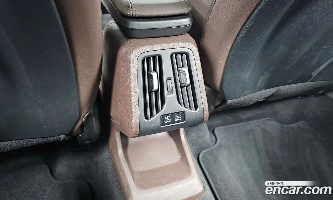 BMW X1 2025 2.0 автомат (гидро), фото 24