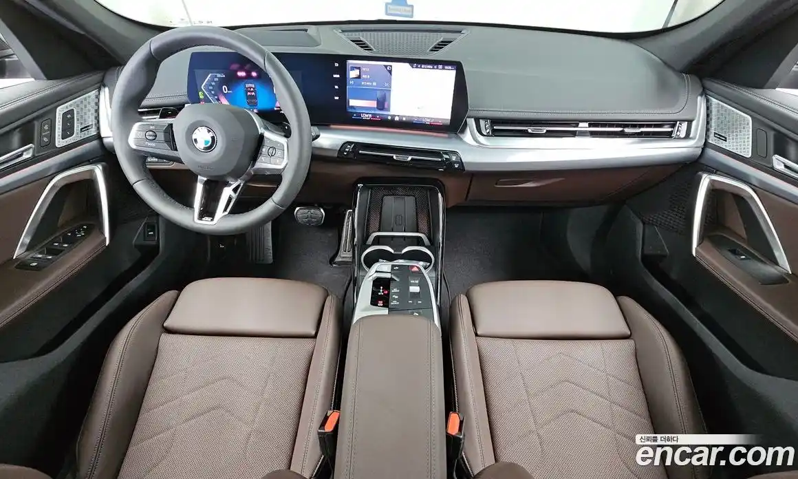 BMW X1 2025 2.0 автомат (гидро), фото 10