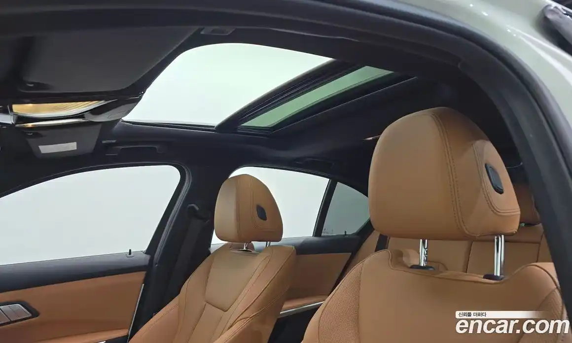 BMW 3 серия 2023 2.0 автомат (гидро), фото 16