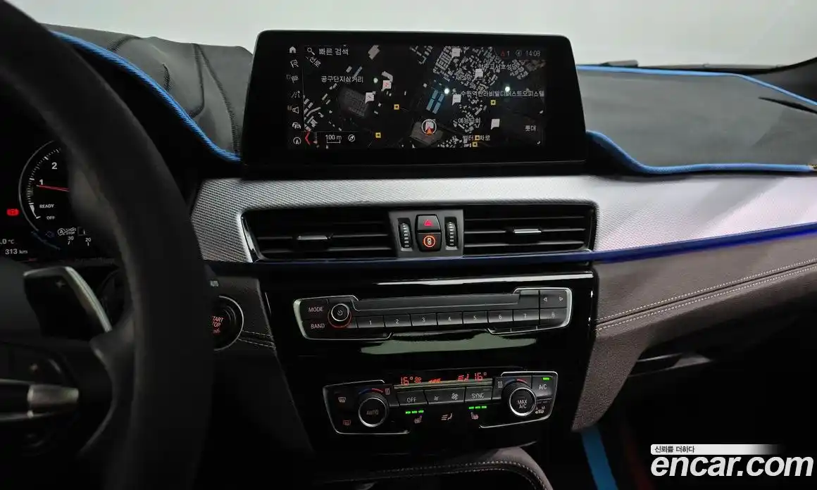 BMW X2 2022 2.0 автомат (гидро), фото 12