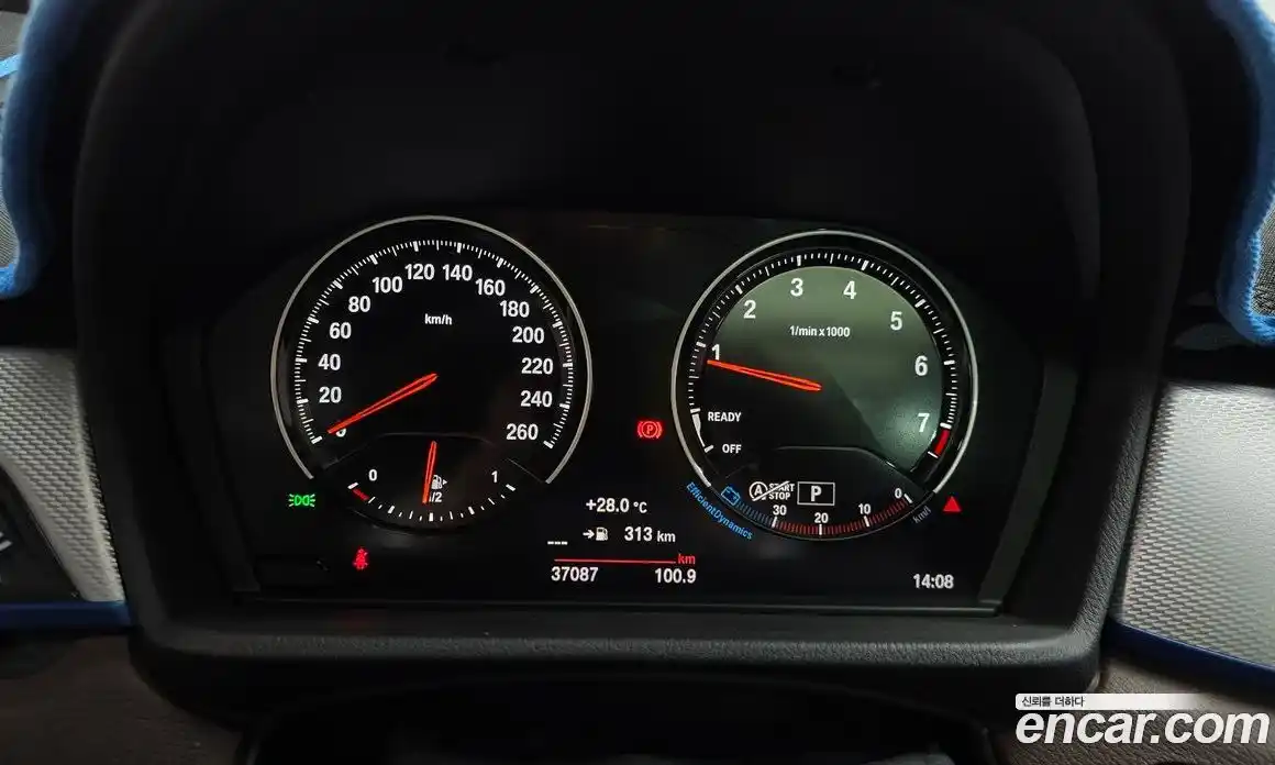 BMW X2 2022 2.0 автомат (гидро), фото 8