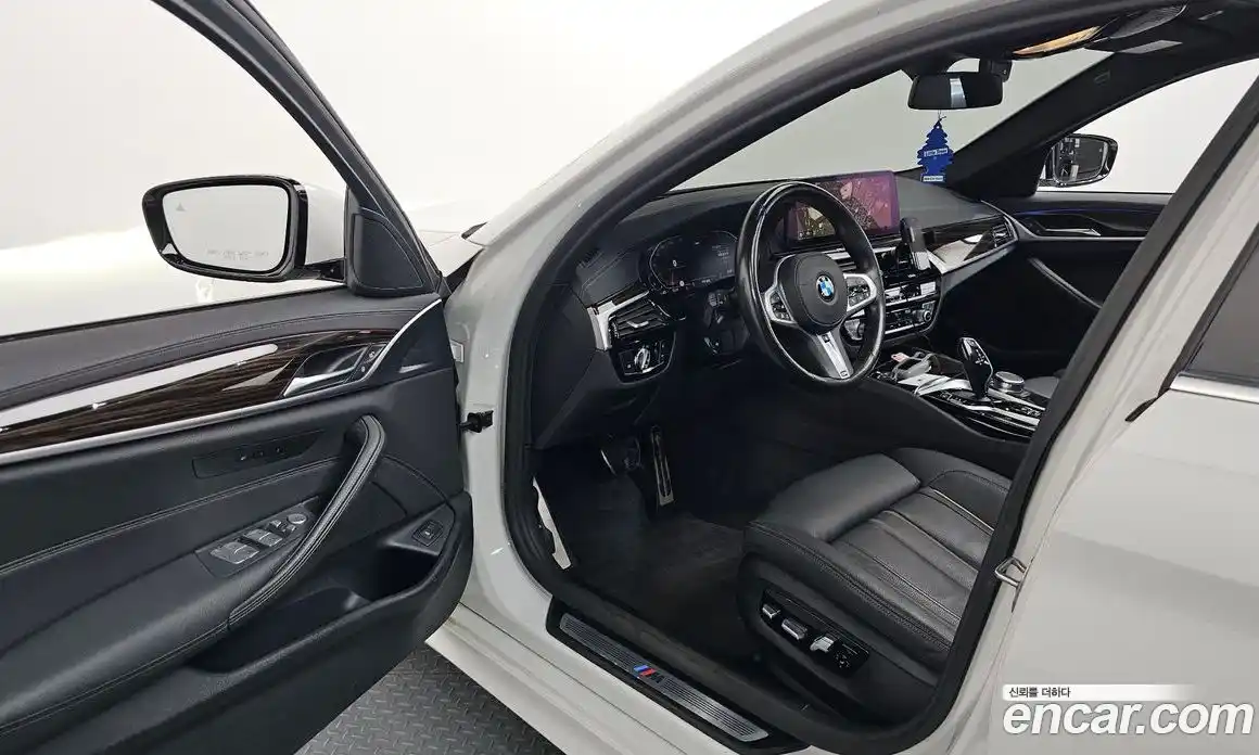 BMW 5 серия 2021 2.0 автомат (гидро), фото 13