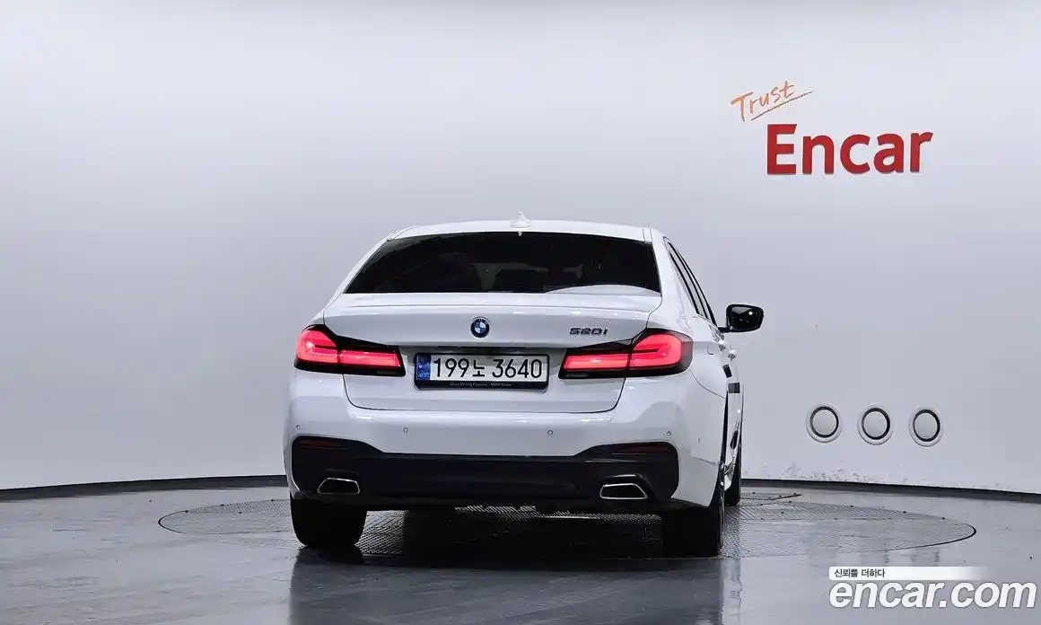 BMW 5 серия 2021 2.0 автомат (гидро), фото 4