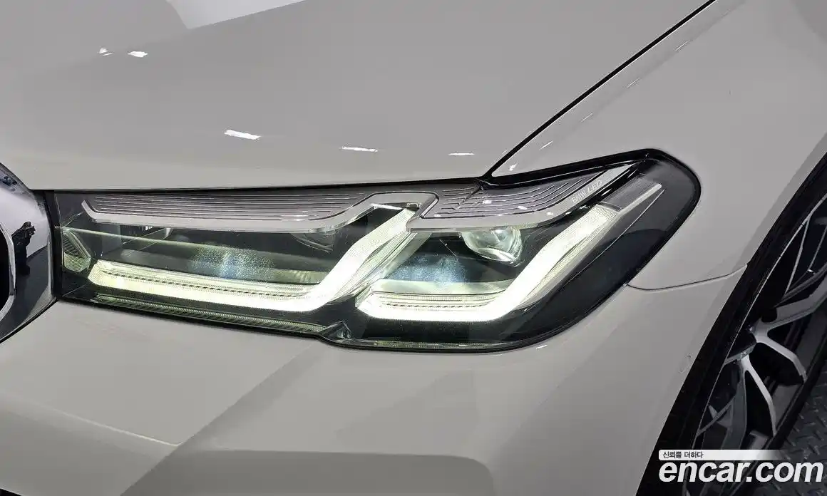 BMW 5 серия 2021 2.0 автомат (гидро), фото 8