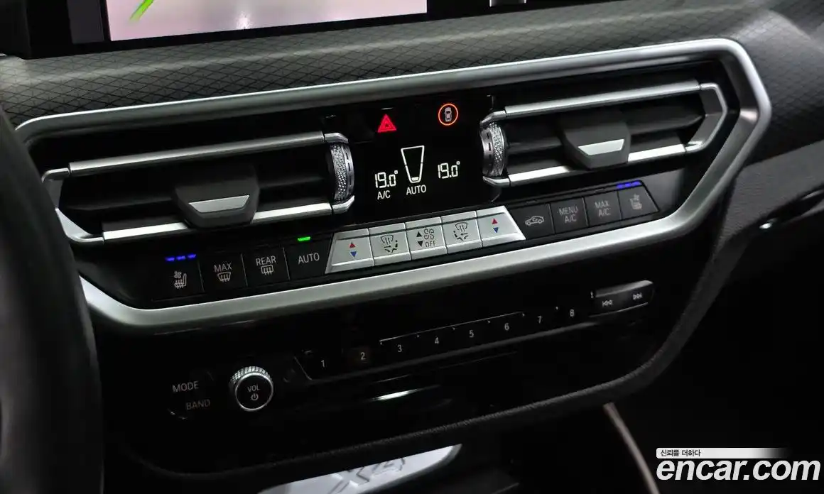 BMW X4 2023 2.0 автомат (гидро), фото 18